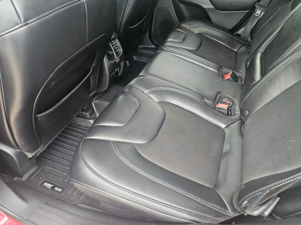 2019 Jeep Cherokee Image 25