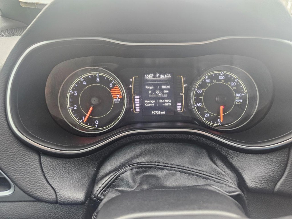 2019 Jeep Cherokee Image 37