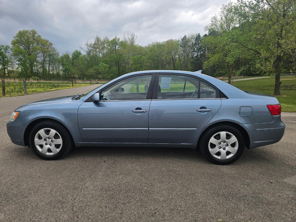 2009 Hyundai Sonata Image 10