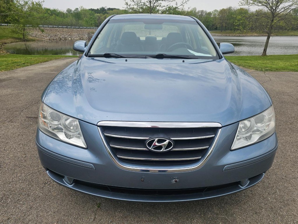 2009 Hyundai Sonata Image 13