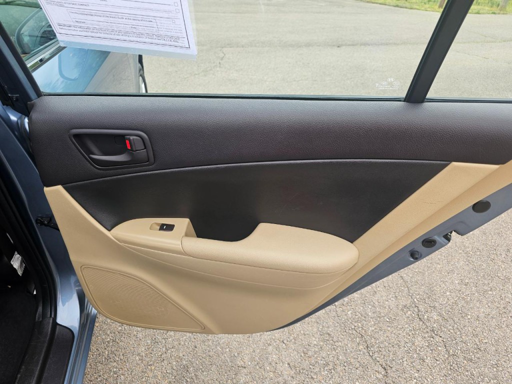 2009 Hyundai Sonata Image 18
