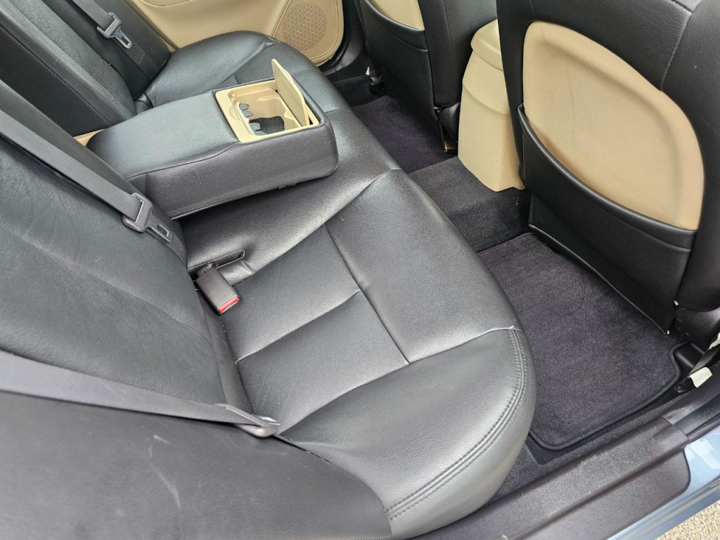 2009 Hyundai Sonata Image 19