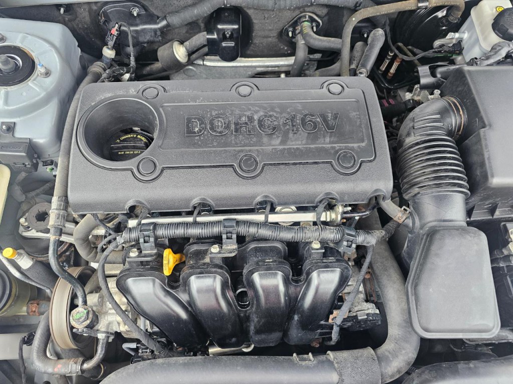 2009 Hyundai Sonata Image 28