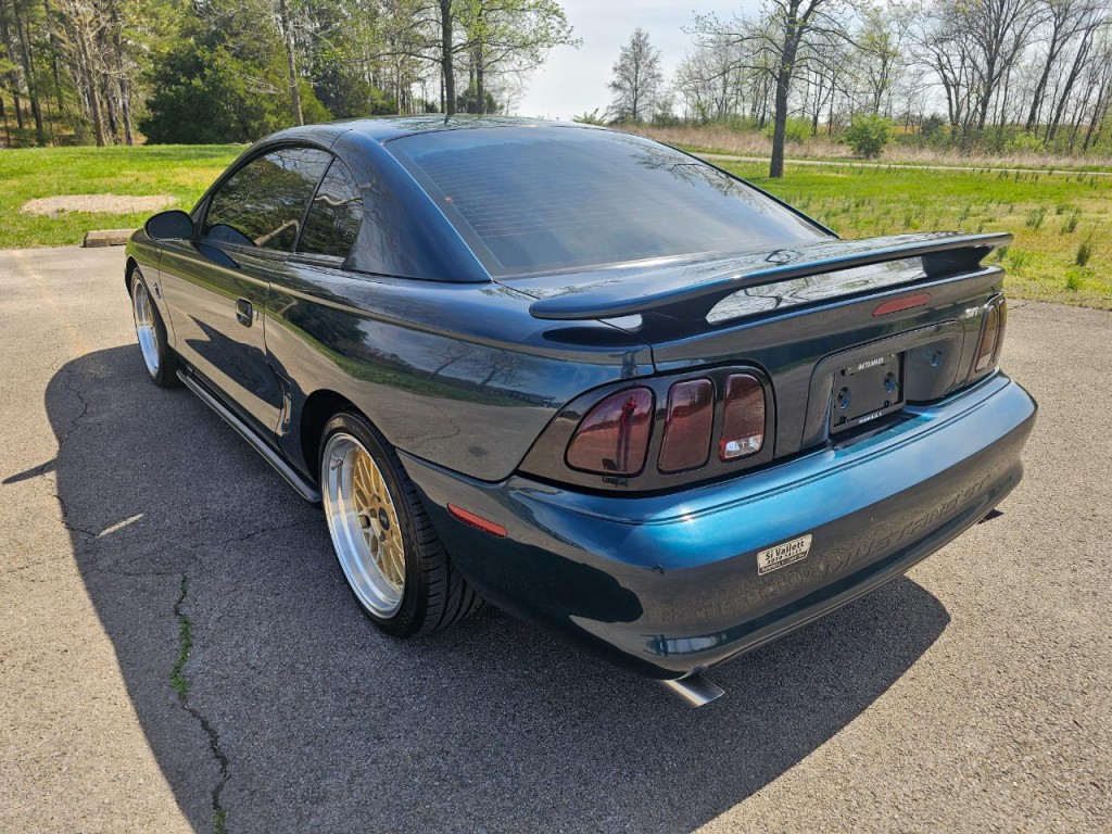 1995 Ford Mustang Image 8