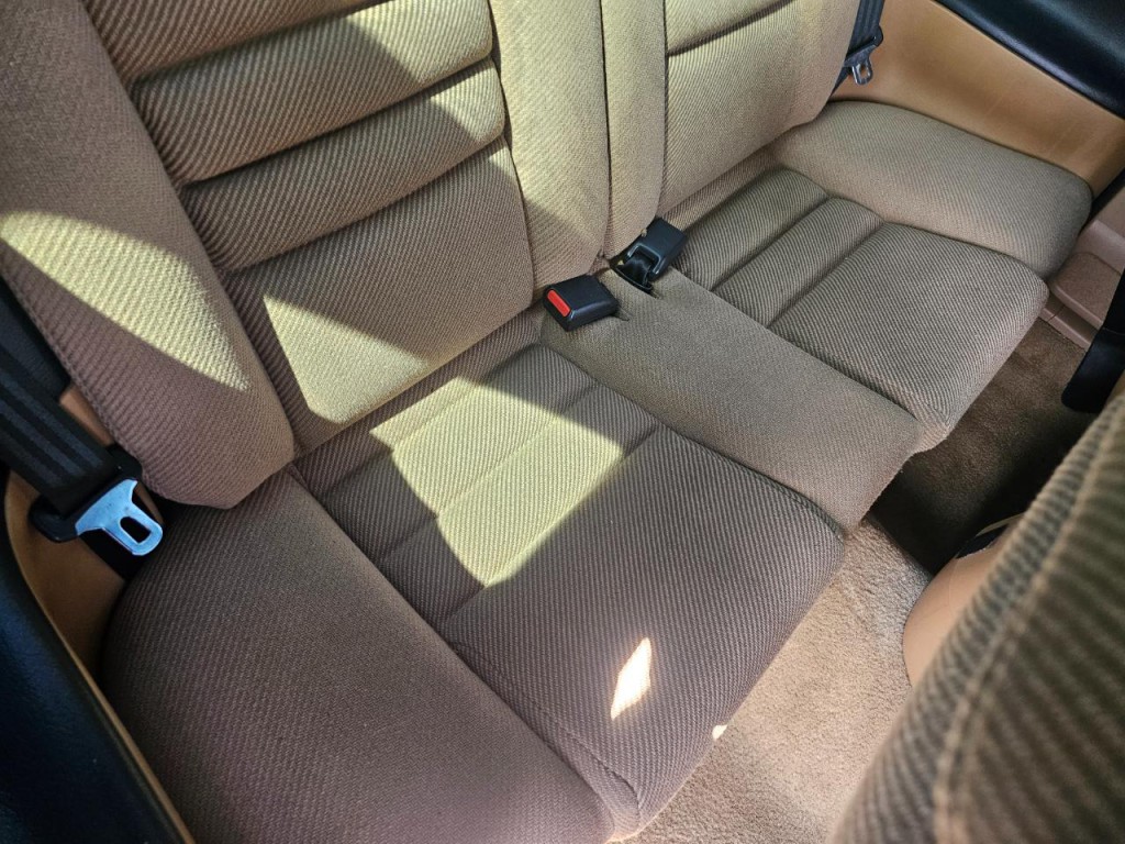 1995 Ford Mustang Image 18