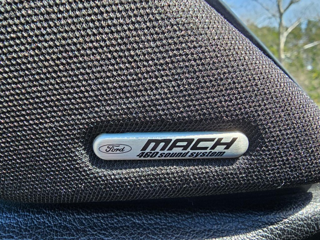 1995 Ford Mustang Image 26