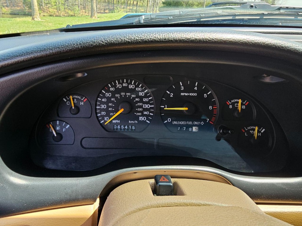 1995 Ford Mustang Image 29