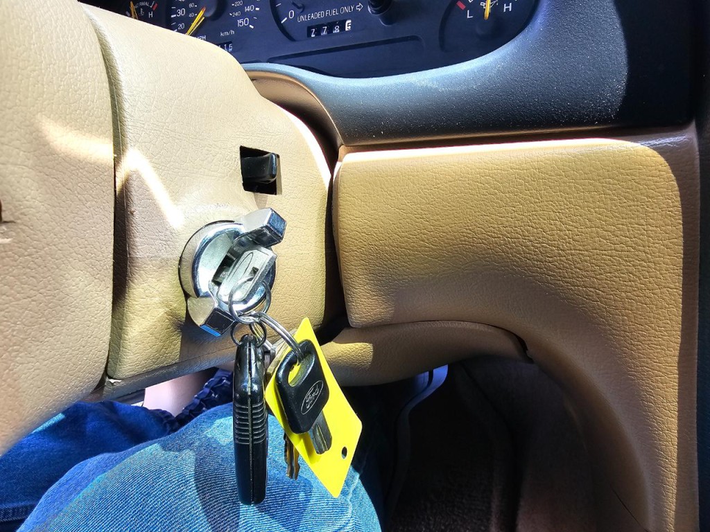 1995 Ford Mustang Image 32