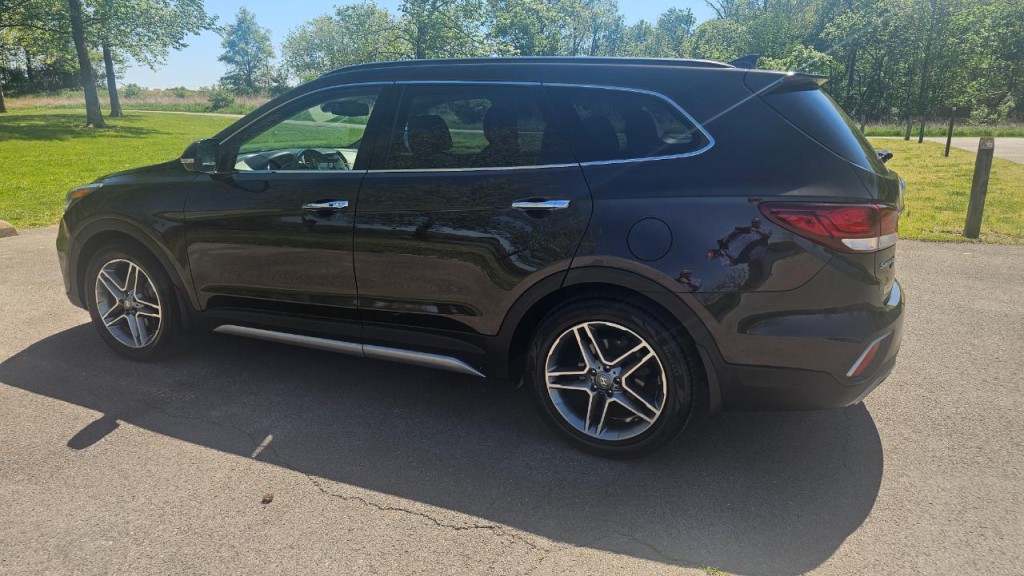 2019 Hyundai Santa Fe Image 9