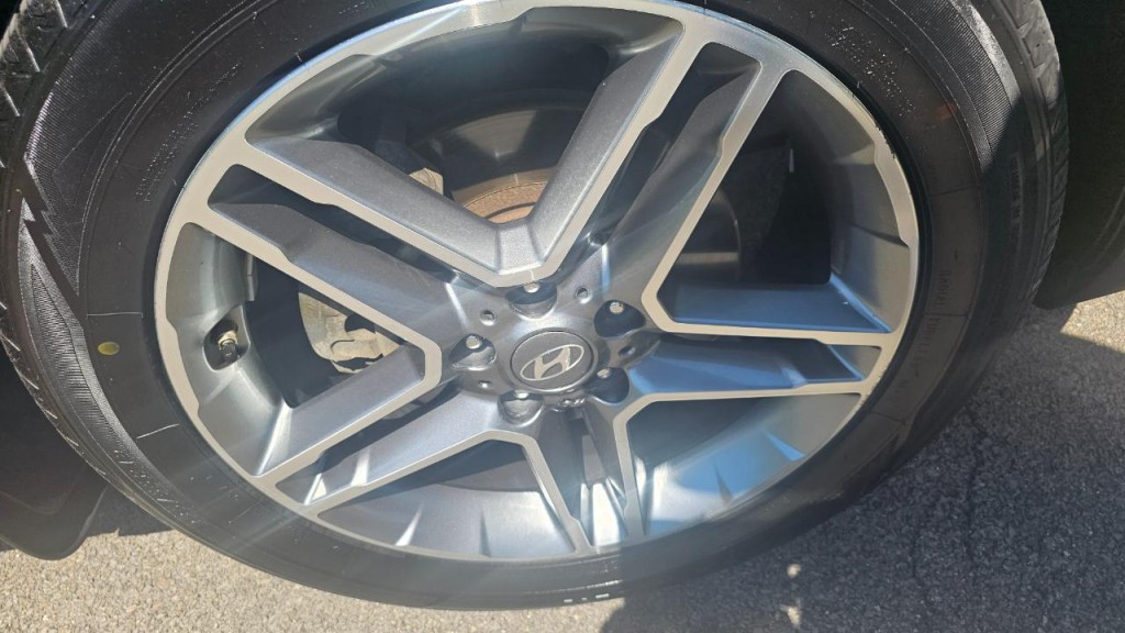 2019 Hyundai Santa Fe Image 15