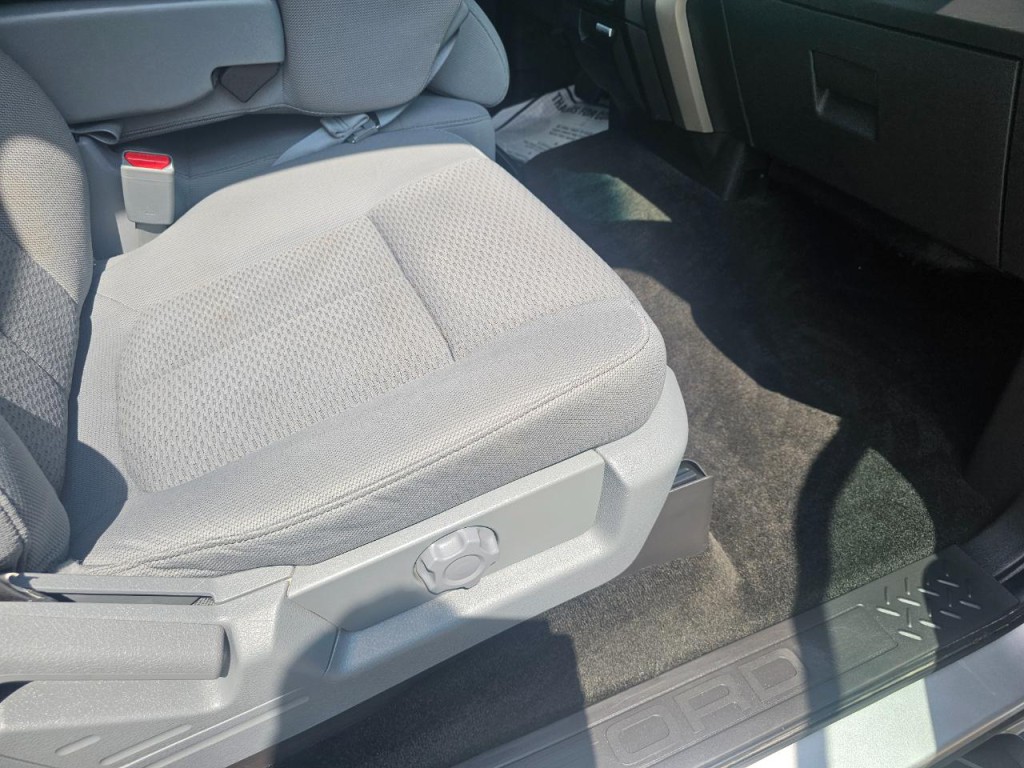 2014 Ford F-150 Image 18