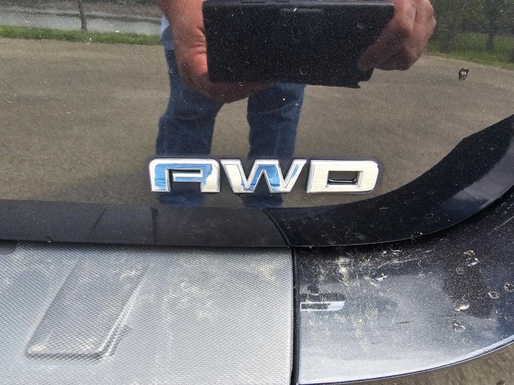 2011 GMC Terrain Image 16