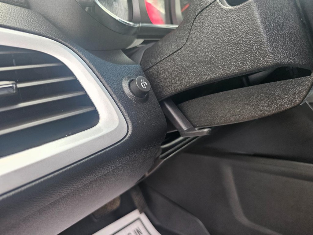 2011 GMC Terrain Image 35