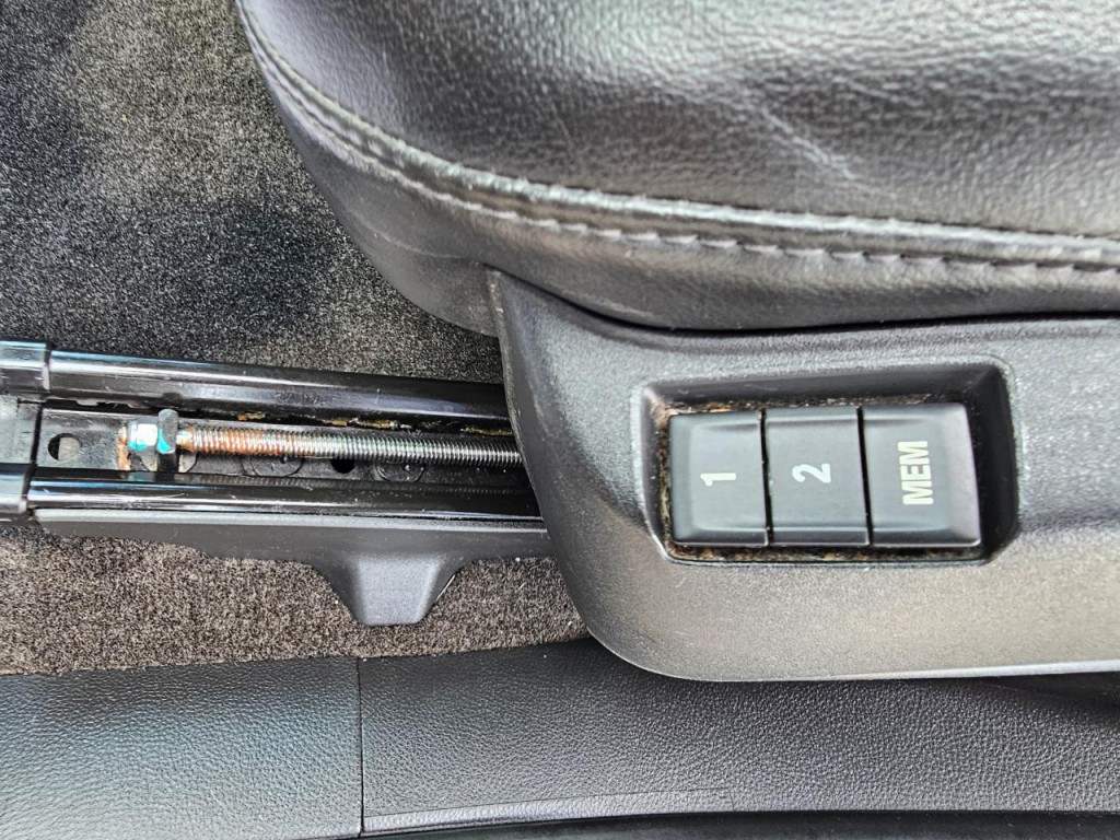 2011 GMC Terrain Image 36