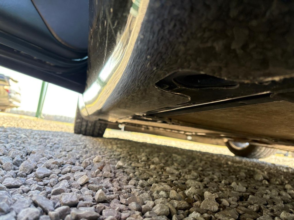 2004 Chevrolet Corvette Image 38