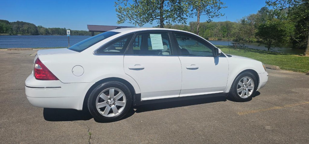 2007 Ford Five Hundred Image 5
