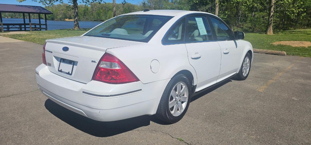 2007 Ford Five Hundred Image 6