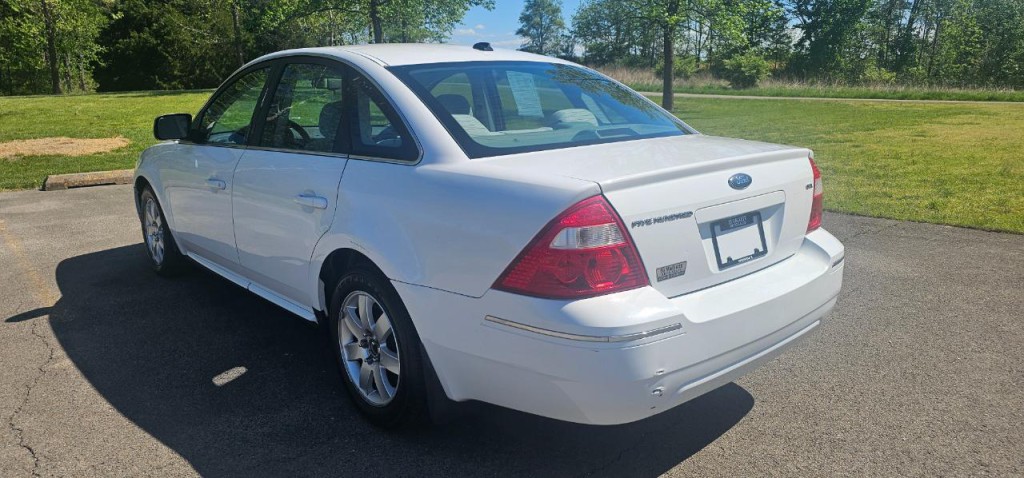 2007 Ford Five Hundred Image 8