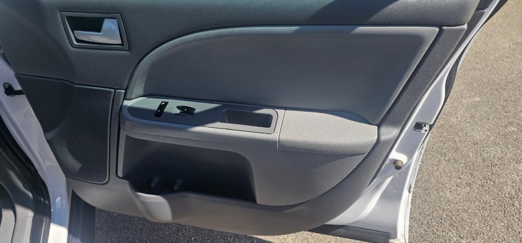 2007 Ford Five Hundred Image 16