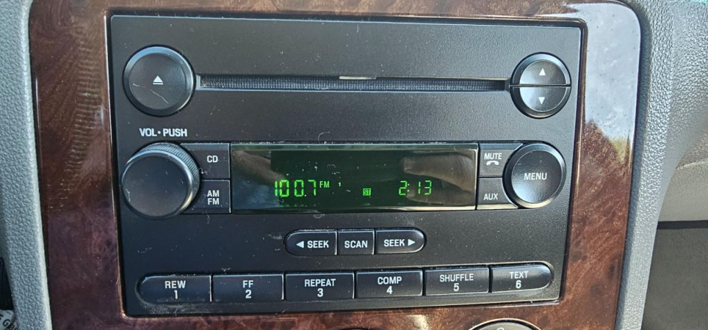 2007 Ford Five Hundred Image 37