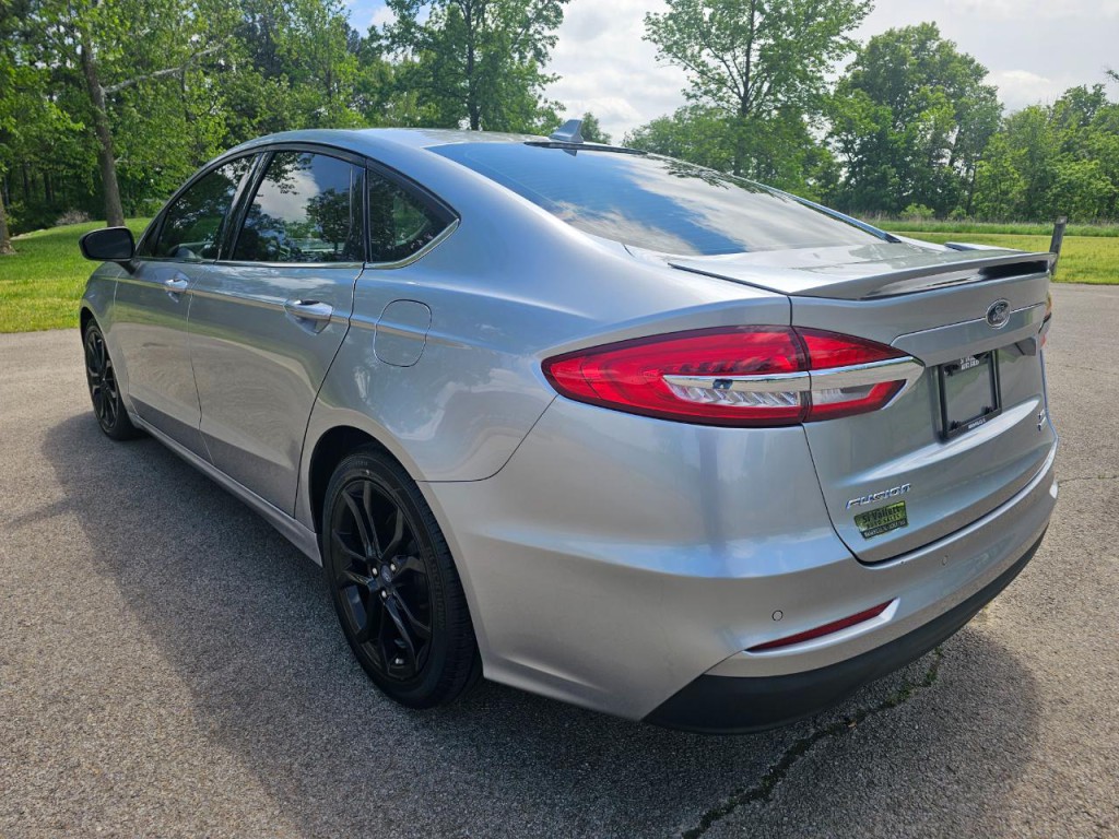 2020 Ford Fusion Image 8