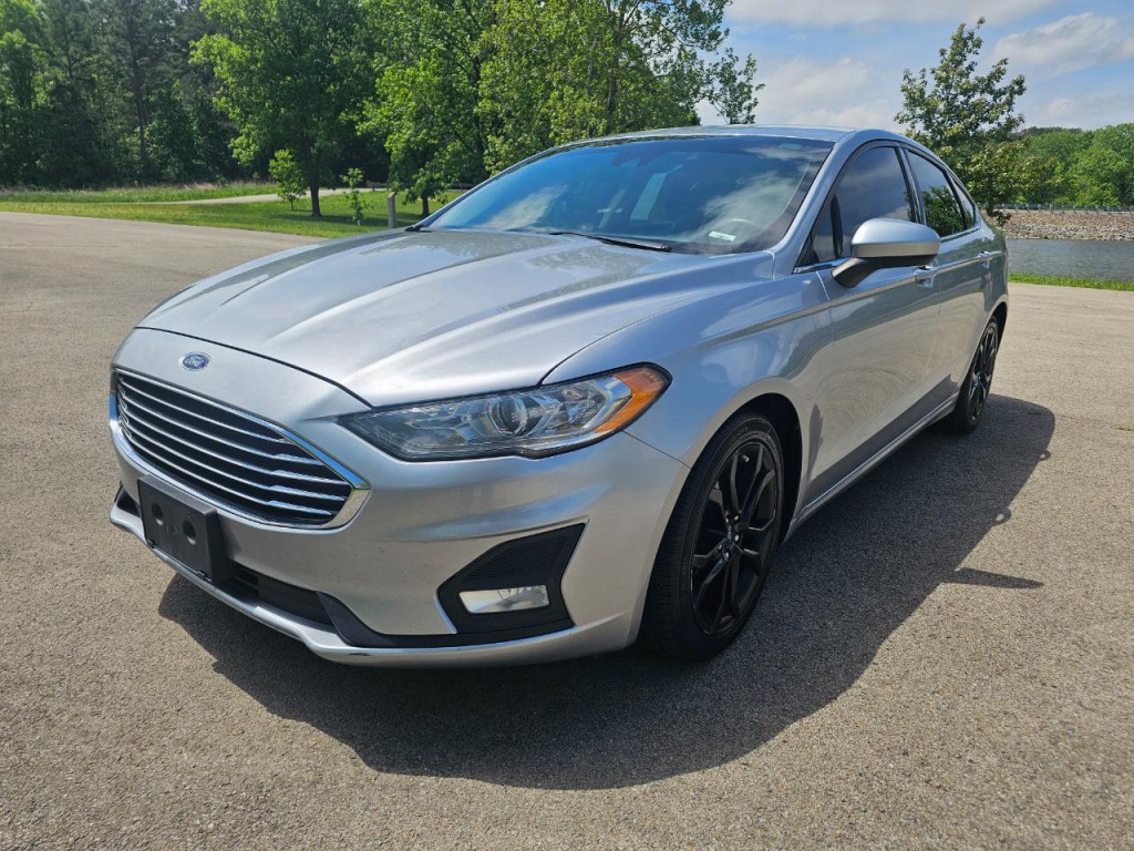 2020 Ford Fusion Image 12