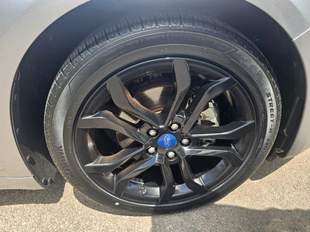 2020 Ford Fusion Image 15