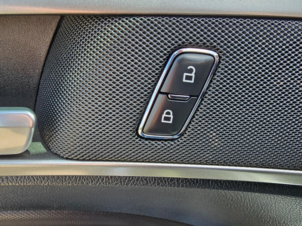 2020 Ford Fusion Image 29