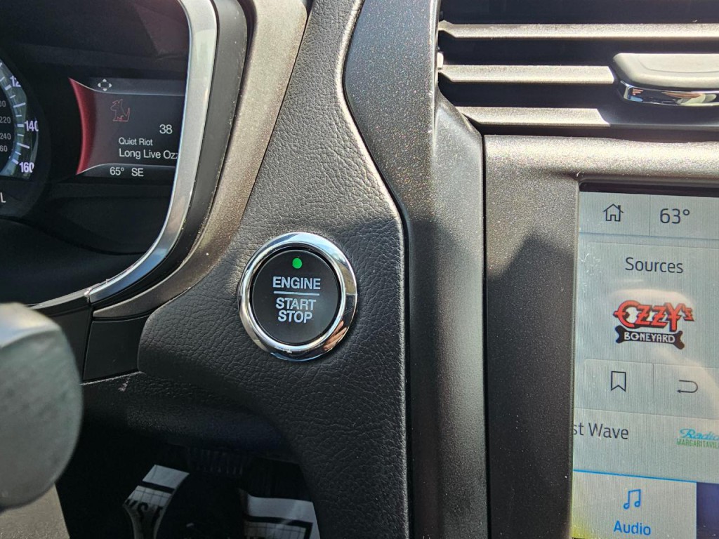 2020 Ford Fusion Image 38