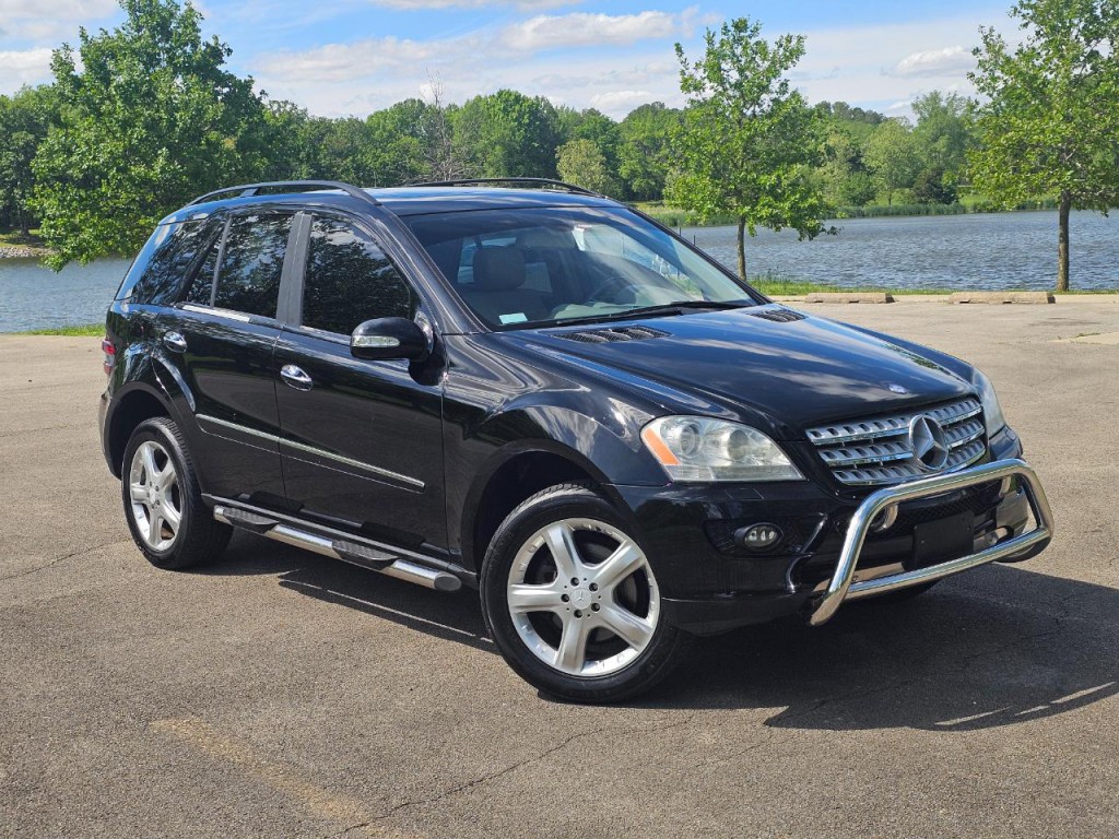 2008 Mercedes-Benz M-Class Image 2