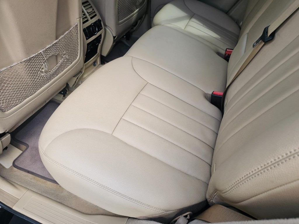 2008 Mercedes-Benz M-Class Image 25