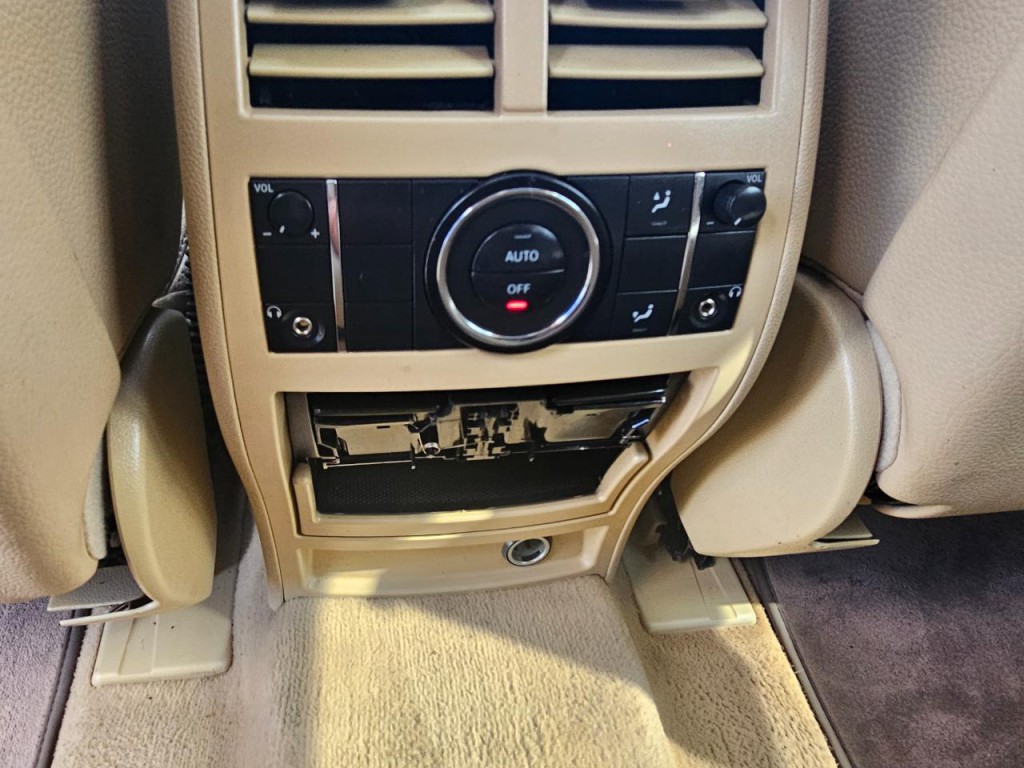 2008 Mercedes-Benz M-Class Image 26