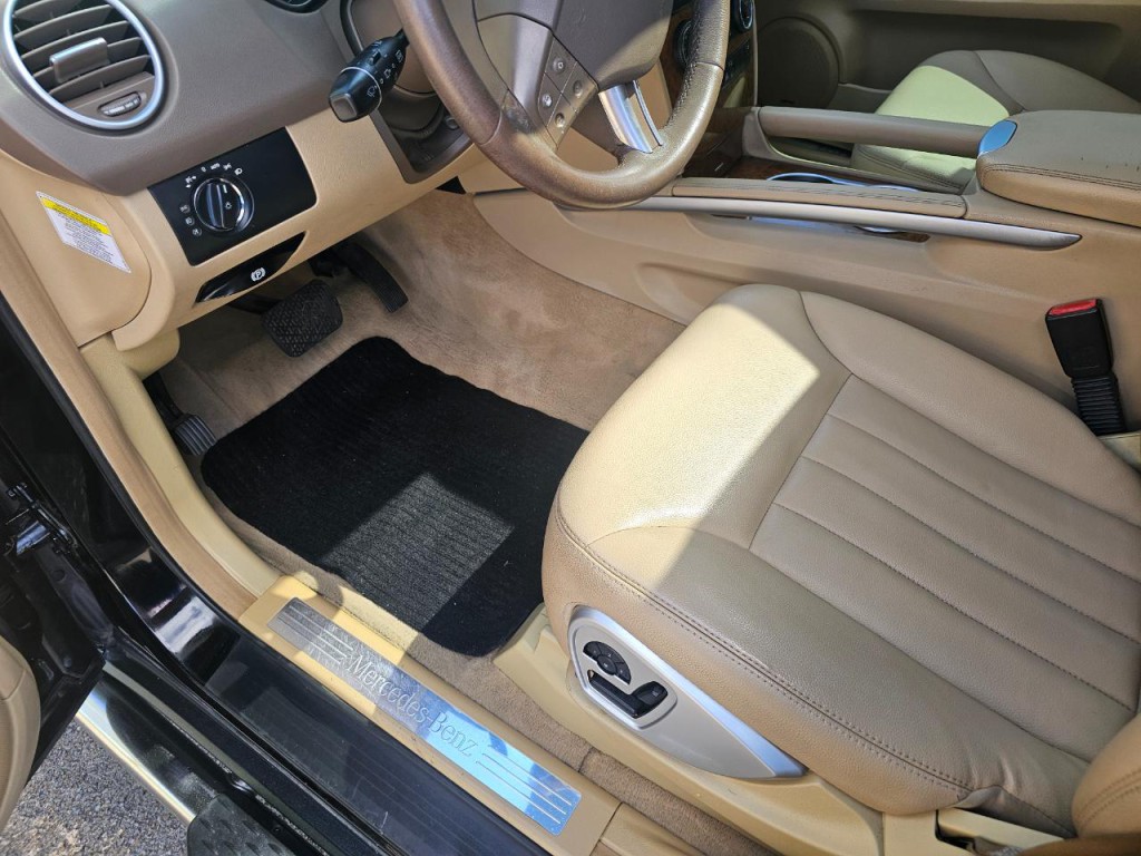 2008 Mercedes-Benz M-Class Image 28