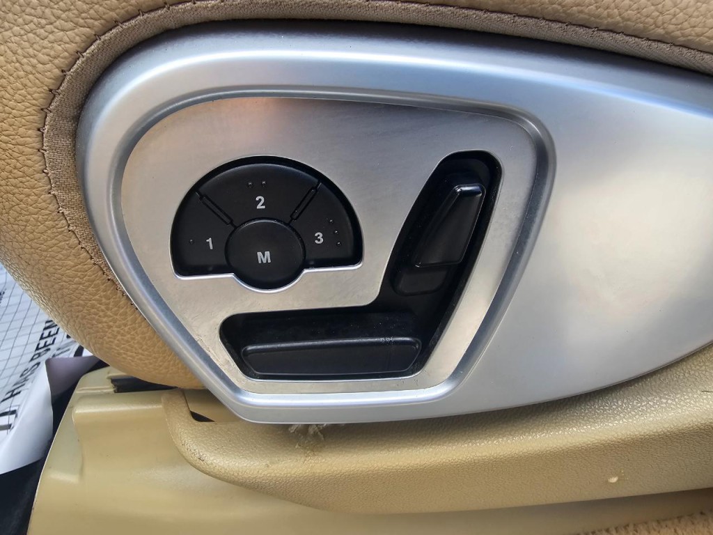 2008 Mercedes-Benz M-Class Image 36