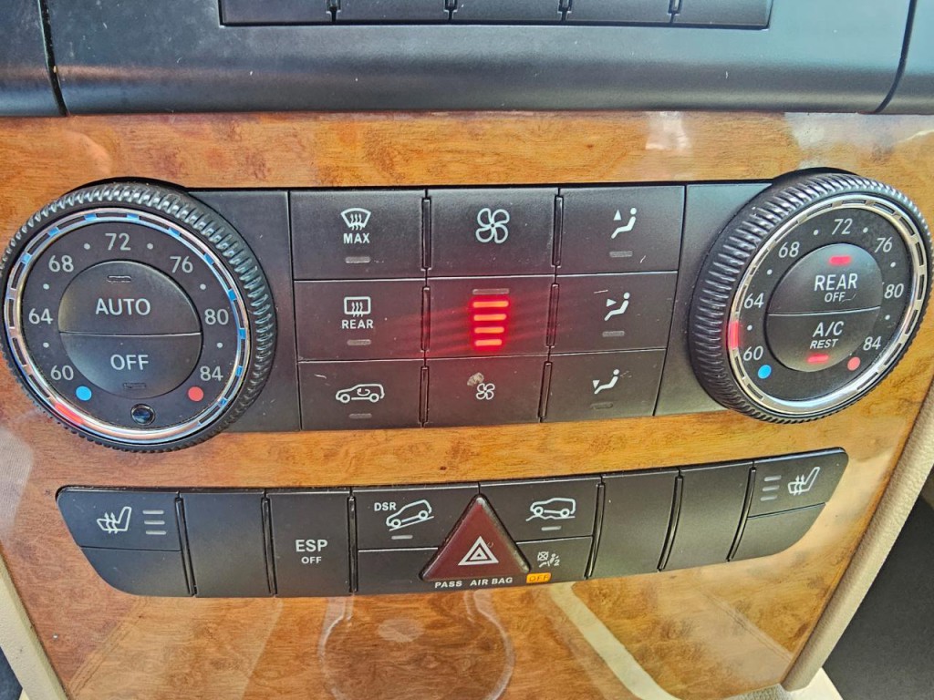 2008 Mercedes-Benz M-Class Image 49