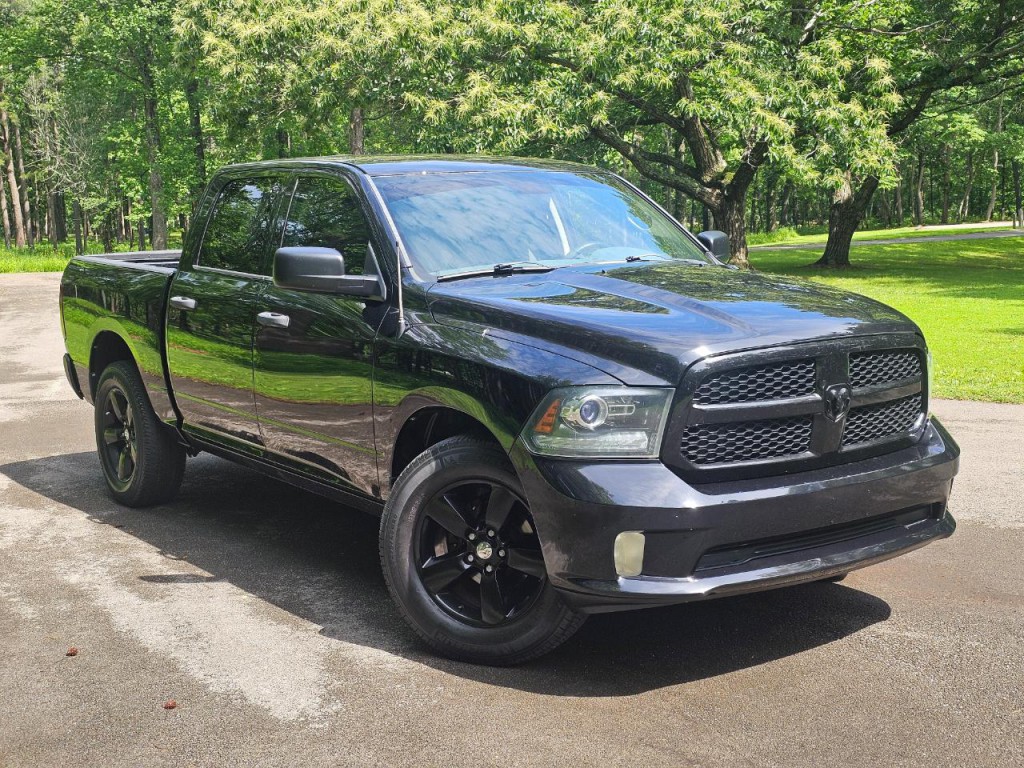 2014 RAM 1500 Image 2