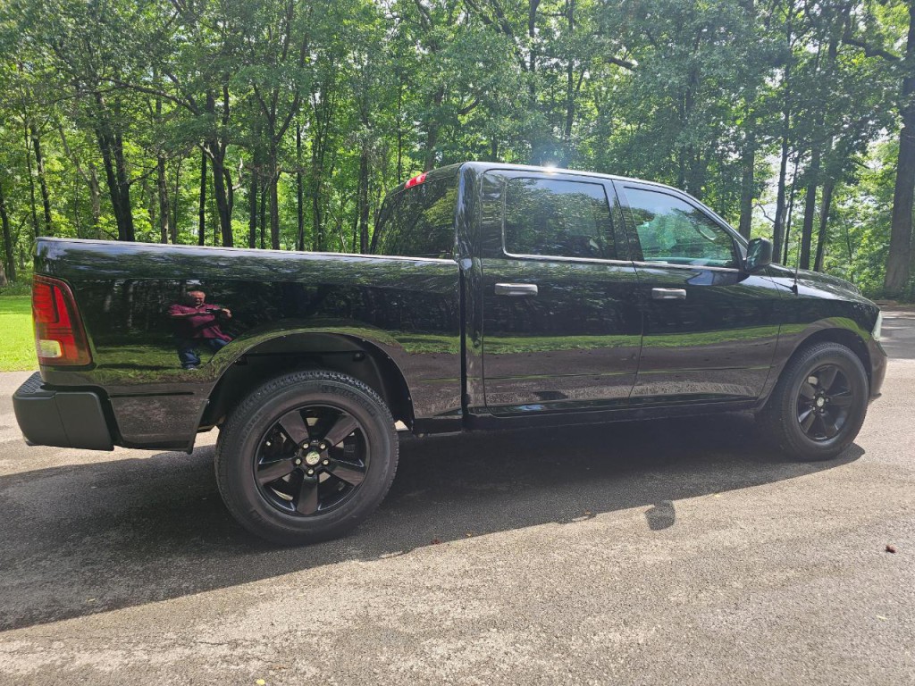 2014 RAM 1500 Image 5