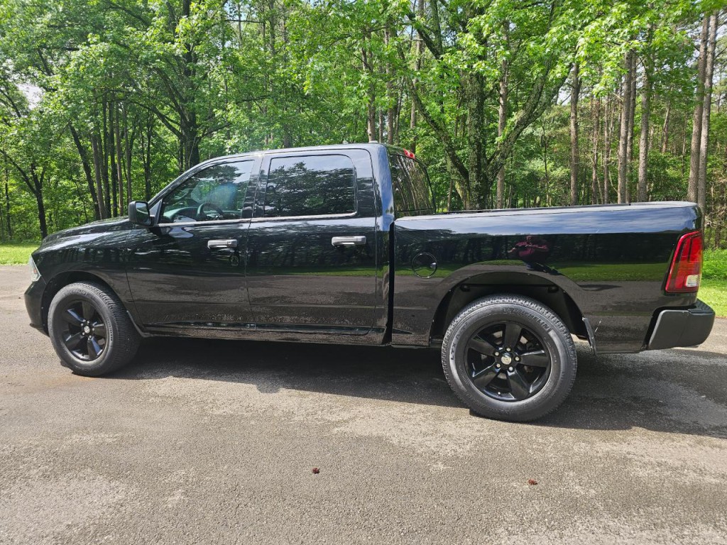 2014 RAM 1500 Image 9