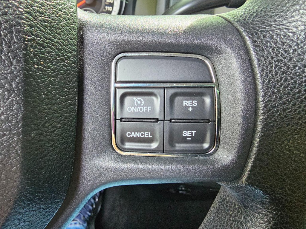2014 RAM 1500 Image 32