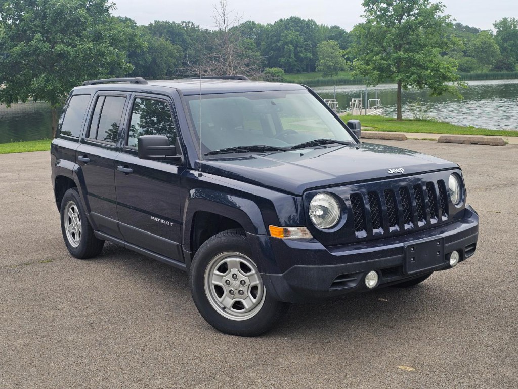 2016 Jeep Patriot Image 2