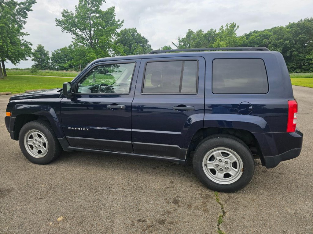 2016 Jeep Patriot Image 9