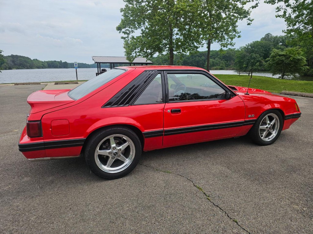 1984 Ford Mustang Image 4