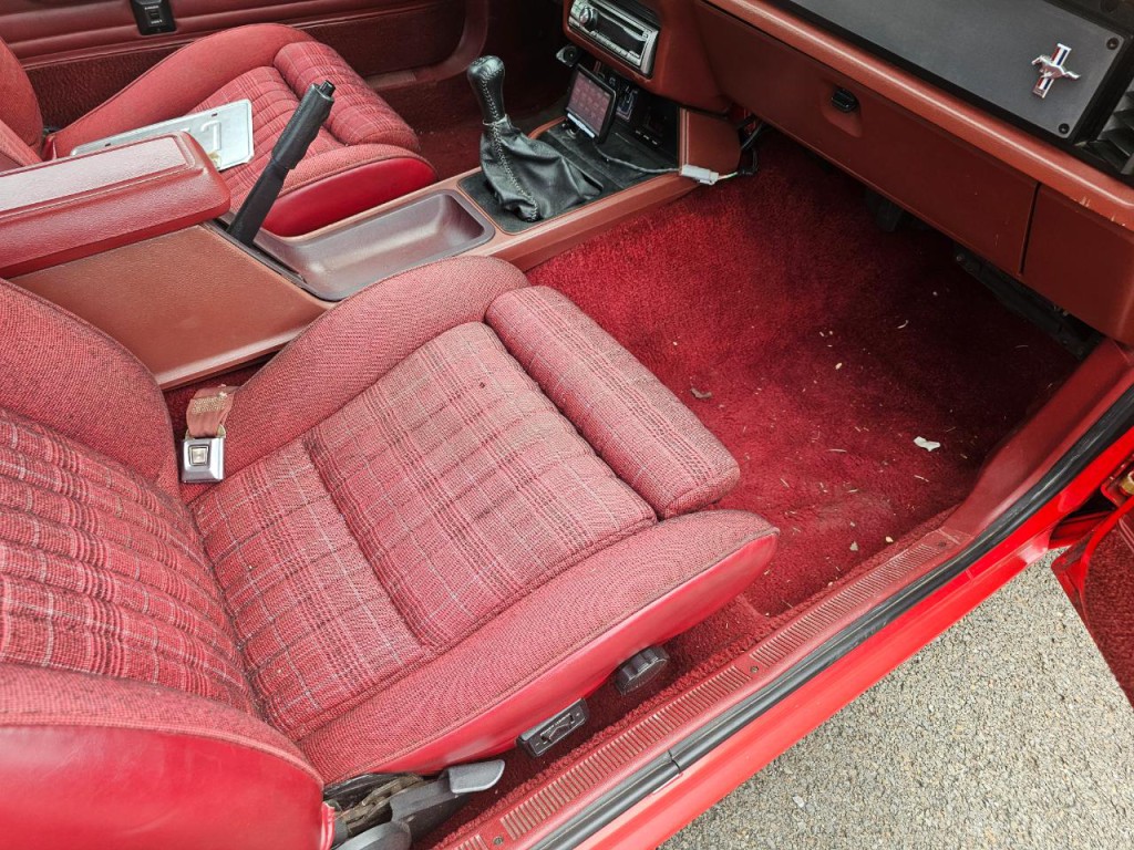 1984 Ford Mustang Image 16