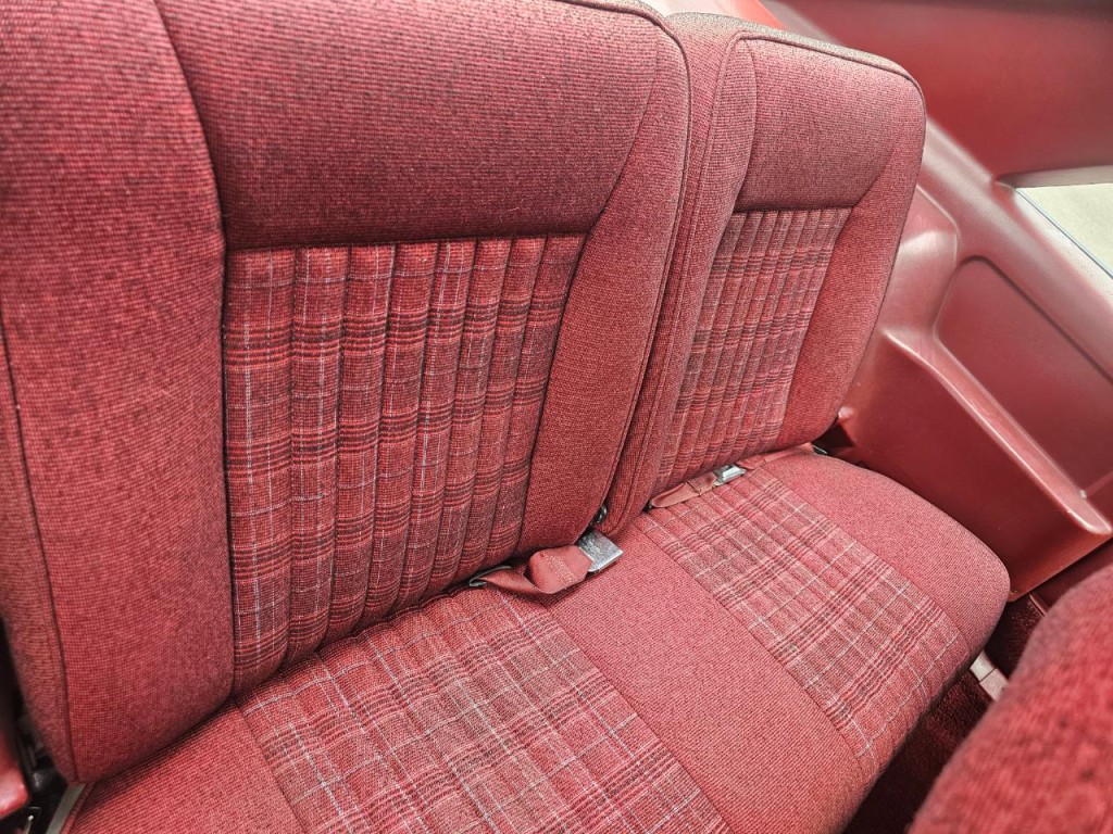 1984 Ford Mustang Image 17
