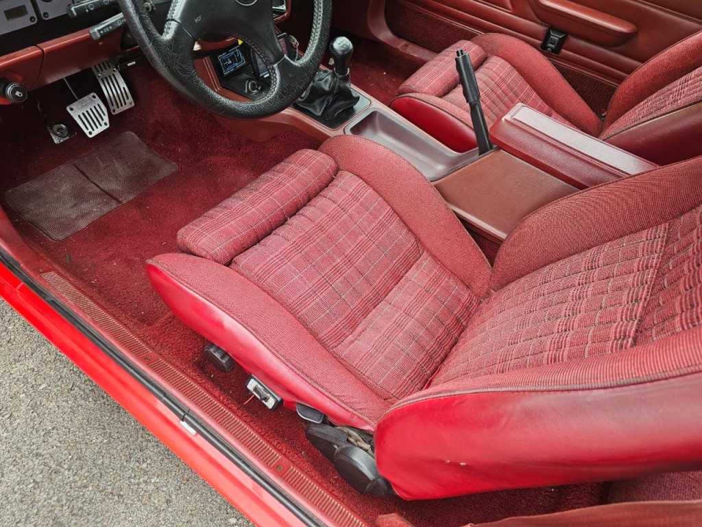 1984 Ford Mustang Image 19