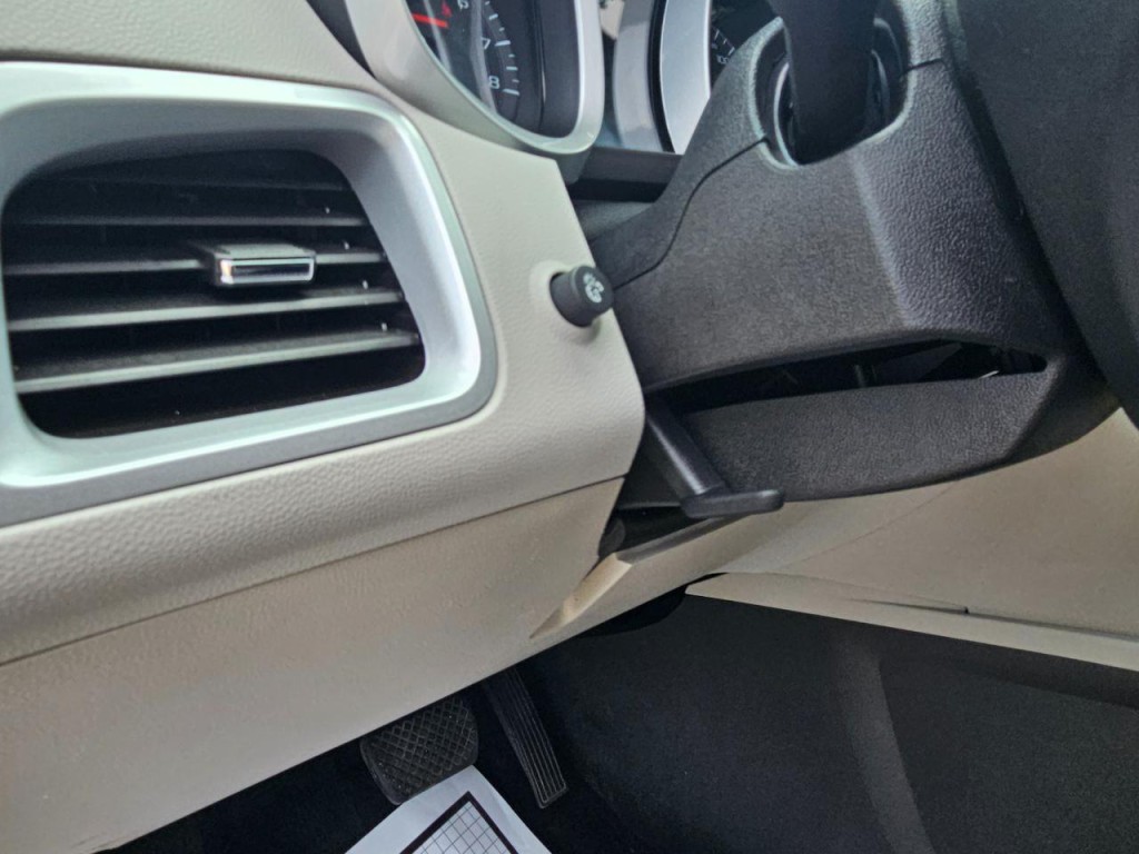 2015 Chevrolet Equinox Image 30