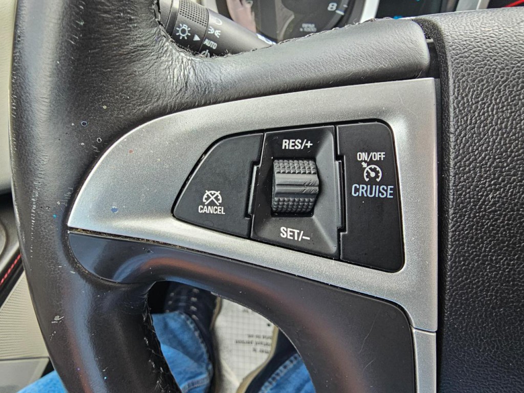 2015 Chevrolet Equinox Image 32