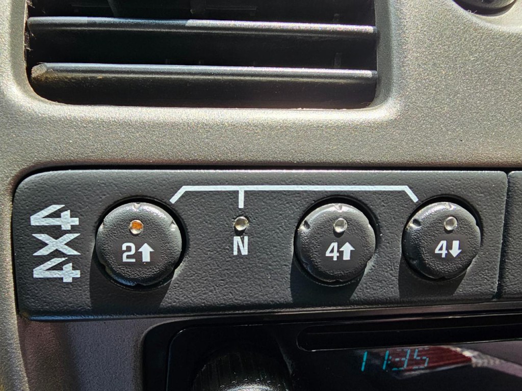 2012 Chevrolet Colorado Image 32