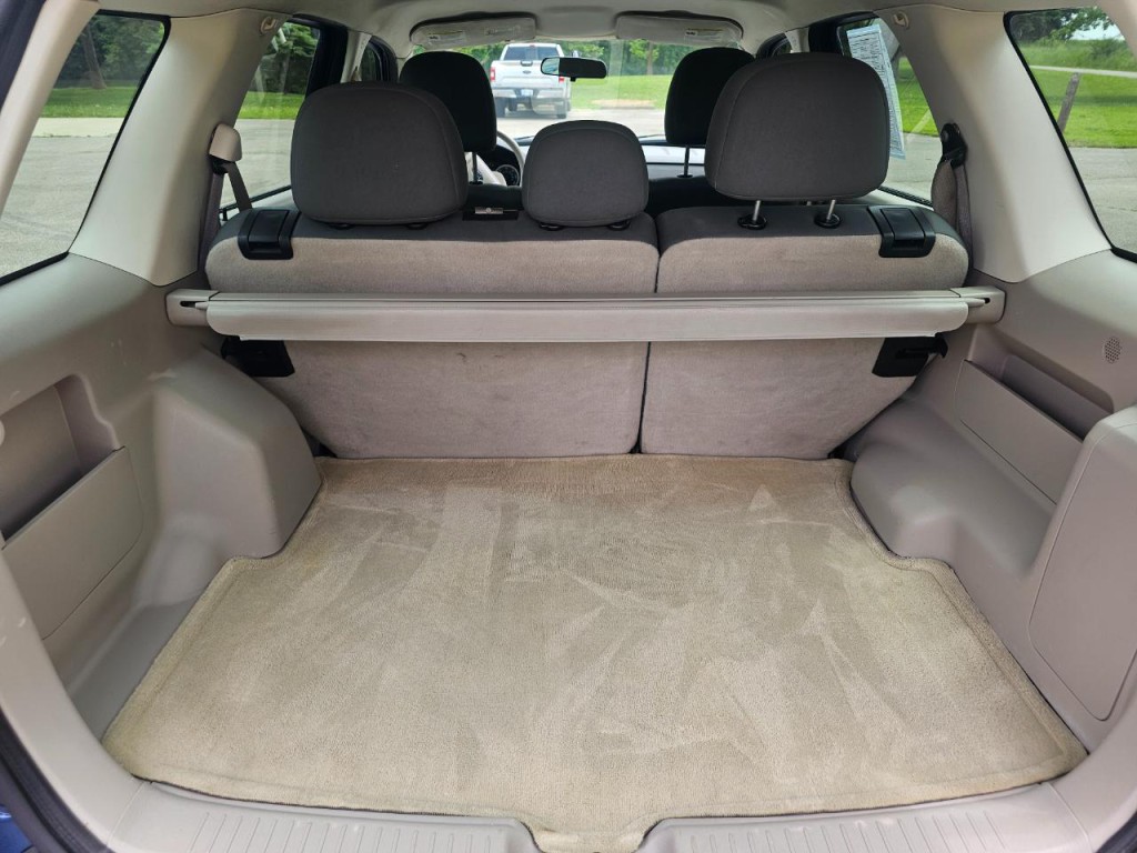 2010 Ford Escape Image 19