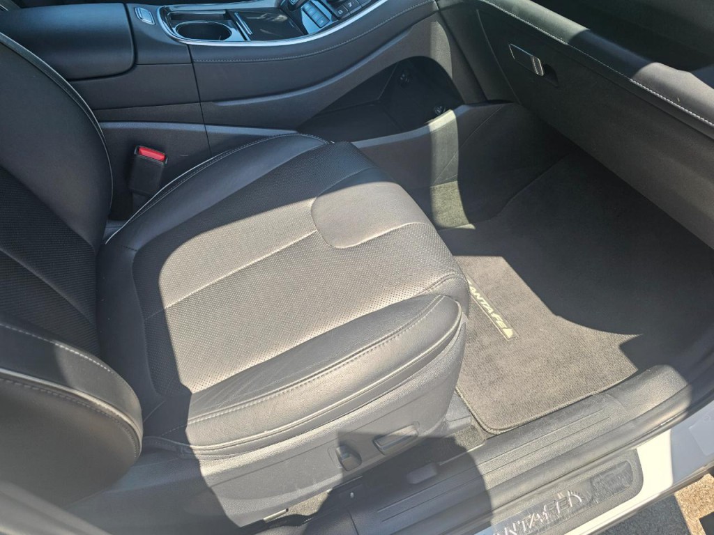 2021 Hyundai Santa Fe Image 17